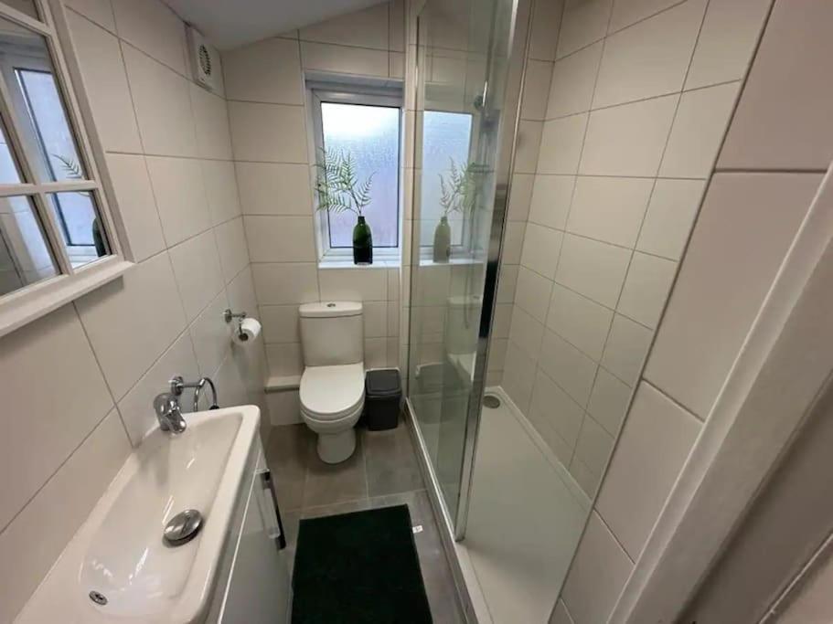 Blossom Holiday Lets - 3 Bed Bensham Apartment Gateshead Kültér fotó